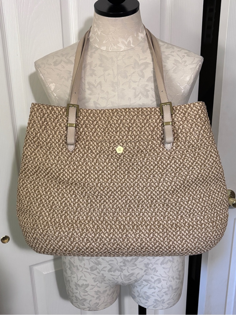 Eric Javits New York Woven Raffia Shoulder Tote Bag Tan Beige Leather Straps